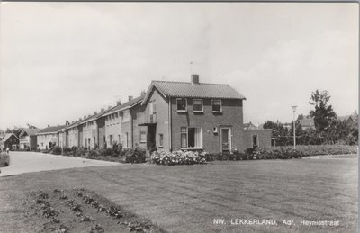 NW. LEKKERLAND - Adr. Heynisstraat