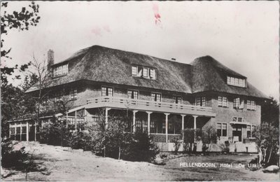 HELLENDOORN - Hotel De Uitkijk
