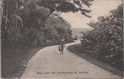 NEDERLAND OVERZEE SABANG - Weg naar het Zwembasin te Sabang