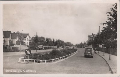 CASTRICUM - Stationsplein