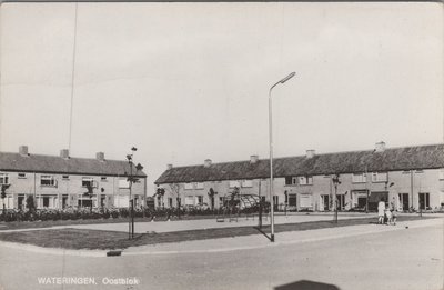 WATERINGEN - Oostblok