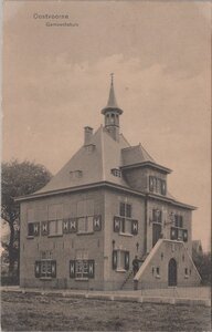 OOSTVOORNE - Gemeentehuis