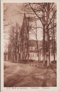 VAASSEN - R. K. Kerk en Pastorie, Oosterhof