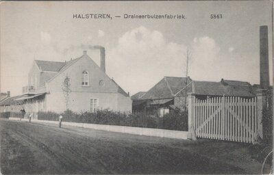 HALSTEREN - Draineerbuizenfabriek