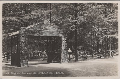 RHENEN - Mil. Begraafplaats op de Grebbeberg