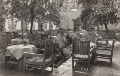 WASSENAAR - Interieur Theeschenkerij Duinrell