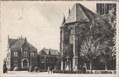 ELTEN - Kerk met Raadhuis