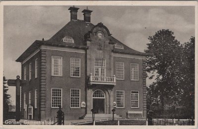 GORSSEL - Gemeentehuis