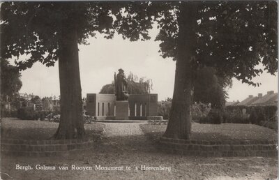 S HEERENBERG - Bergh. Galama van Rooyen Monument