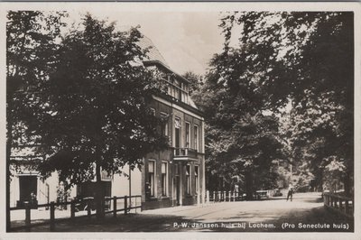 LOCHEM - P. W. Janssen huis bij Lochem