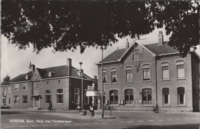 VORDEN - Gem. Huis met Postkantoor