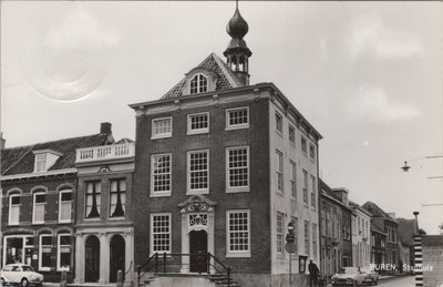 BUREN - Stadhuis