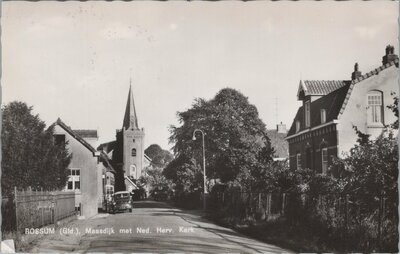 ROSSUM (Gld.) - Maasdijk met Ned. Herv. Kerk