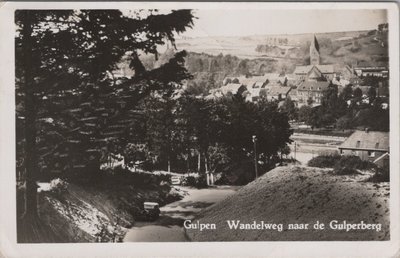 GULPEN - Wandelweg naar de Gulperberg