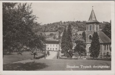 SLENAKEN - Typisch dorpsgezicht