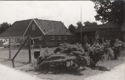 BEEKBERGEN - Kampeerboerderij De Bosrand