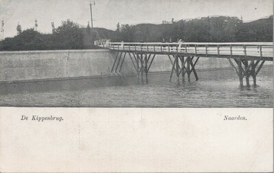 NAARDEN - De Kippenbrug