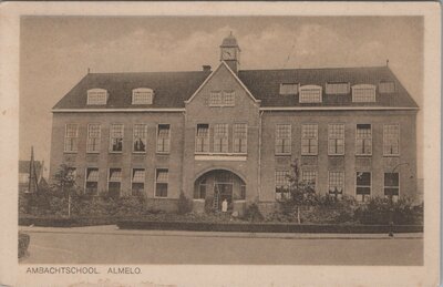 ALMELO - Ambachtschool