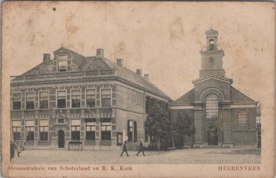 HEERENVEEN - Gemeentehuis van Schoterland en R. K. Kerk