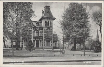 BORNE - Gemeentehuis