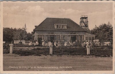 HELLENDOORN - Theehuis de Uitkijk op de Hellendoornscheberg