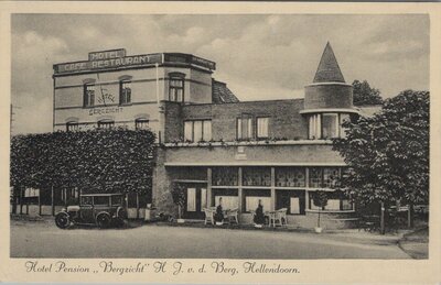 HELLENDOORN - Hotel Pension Bergzicht H. J. v. d. Berg