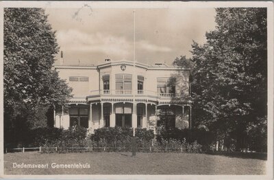 DEDEMSVAART - Gemeentehuis