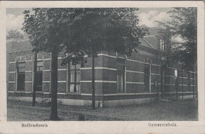 HELLENDOORN - Gemeentehuis