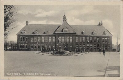 ENSCHEDE - Hoogere Textielschool