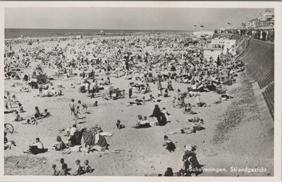 SCHEVENINGEN - Strandgezicht