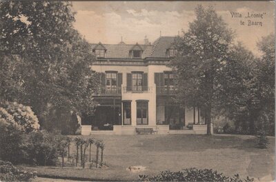 BAARN - Villa Leonie te Baarn