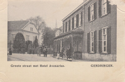 GENDRINGEN - Groote straat met hotel Avenarius