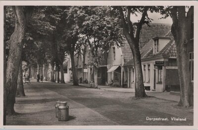 VLIELAND - Dorpsstraat