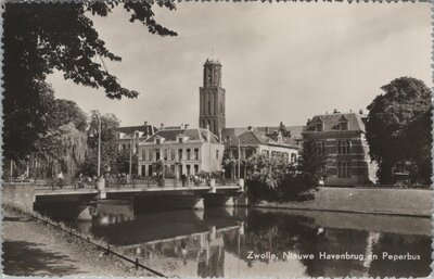 ZWOLLE - Nieuwe Havenbrug en Peperbus