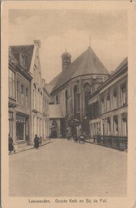 LEEUWARDEN - Groote Kerk en Bij de Put