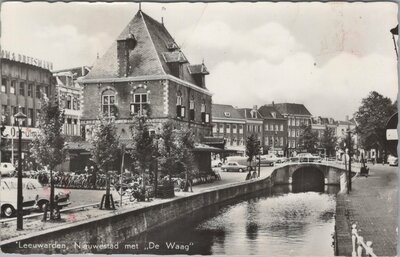 LEEUWARDEN - Nieuwestad met De Waag