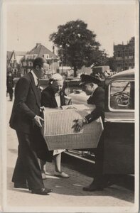 LEEUWARDEN - Het Prinselijk Paar arriveert te Leeuwarden