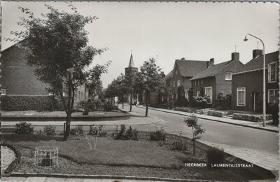 NEERBEEK - Laurentiusstraat