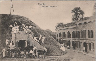 NAARDEN - kazerne Oud-Molen