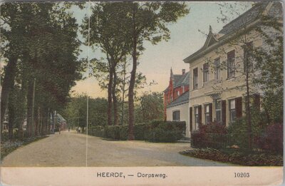 HEERDE - Dorpsweg