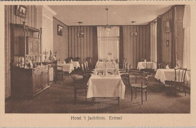 ONBEKEND - Hotel 't Jachthuis. Eetzaal