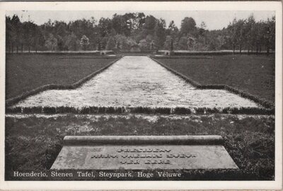 HOENDERLO - Stenen tafel, Steynpark. Hoge Veluwe