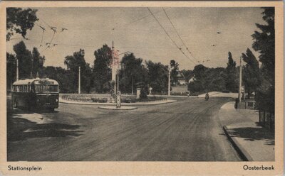 OOSTERBEEK - Stationsplein