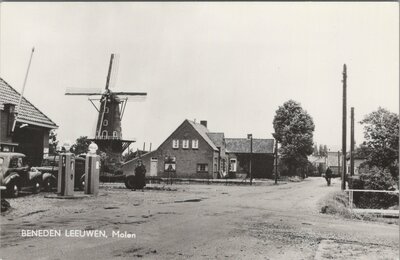 BENEDEN LEEUWEN - Molen