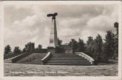 SOESTERBERG - Gedenknaald Gevallen Vliegers