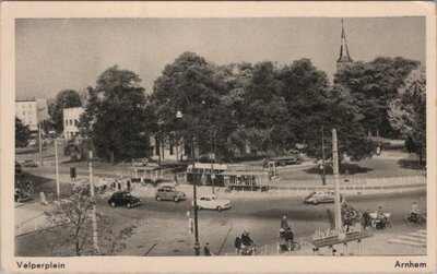 ARNHEM - Velperplein