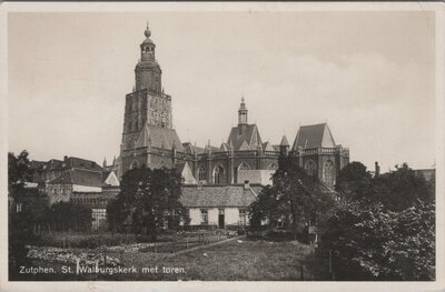 ZUTPHEN - St. Walburgskerk met toren