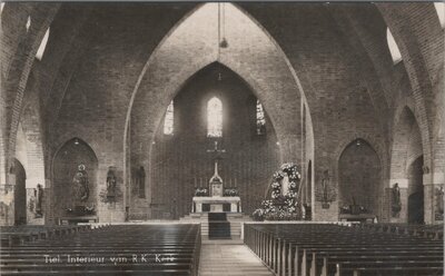 TIEL - Interieur van R.K. Kerk