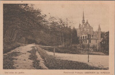 UBBERGEN - Une allée du jardin. Pensionnat Francais