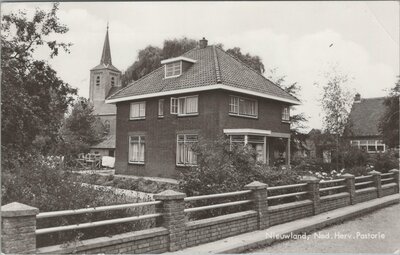 NIEUWLAND - Ned. Herv. Pastorie